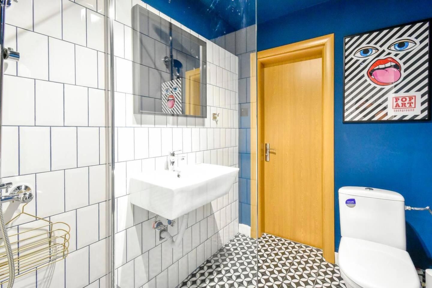 Super Fresh! 3Bdr Apartment In Sofia Center'S Artistic Area Екстер'єр фото