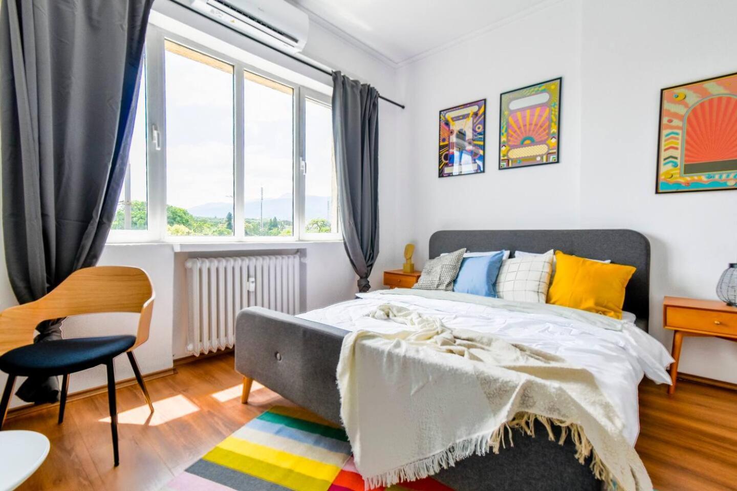 Super Fresh! 3Bdr Apartment In Sofia Center'S Artistic Area Екстер'єр фото